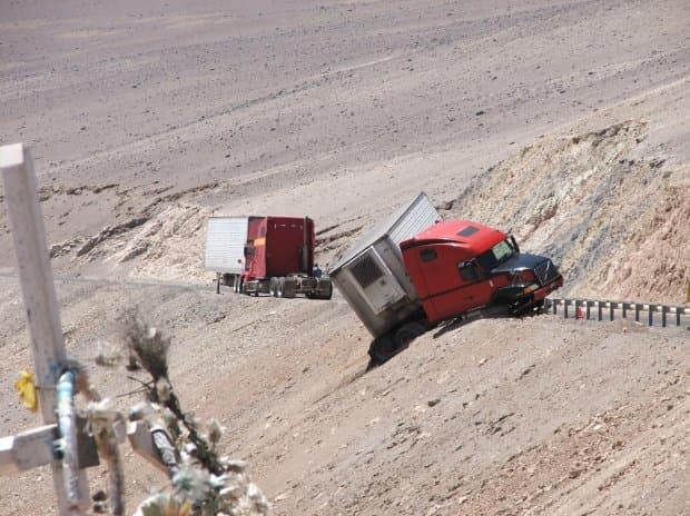 Trucking-Truck-Accident-Auto-Accident-1433617246ky9rg