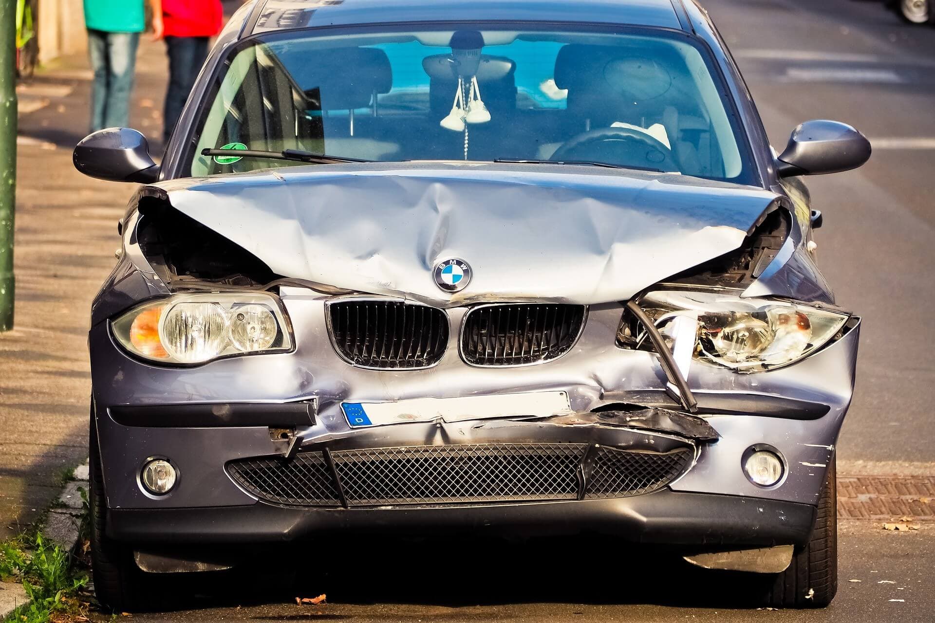 car-accident-3734396_1920-pixabay