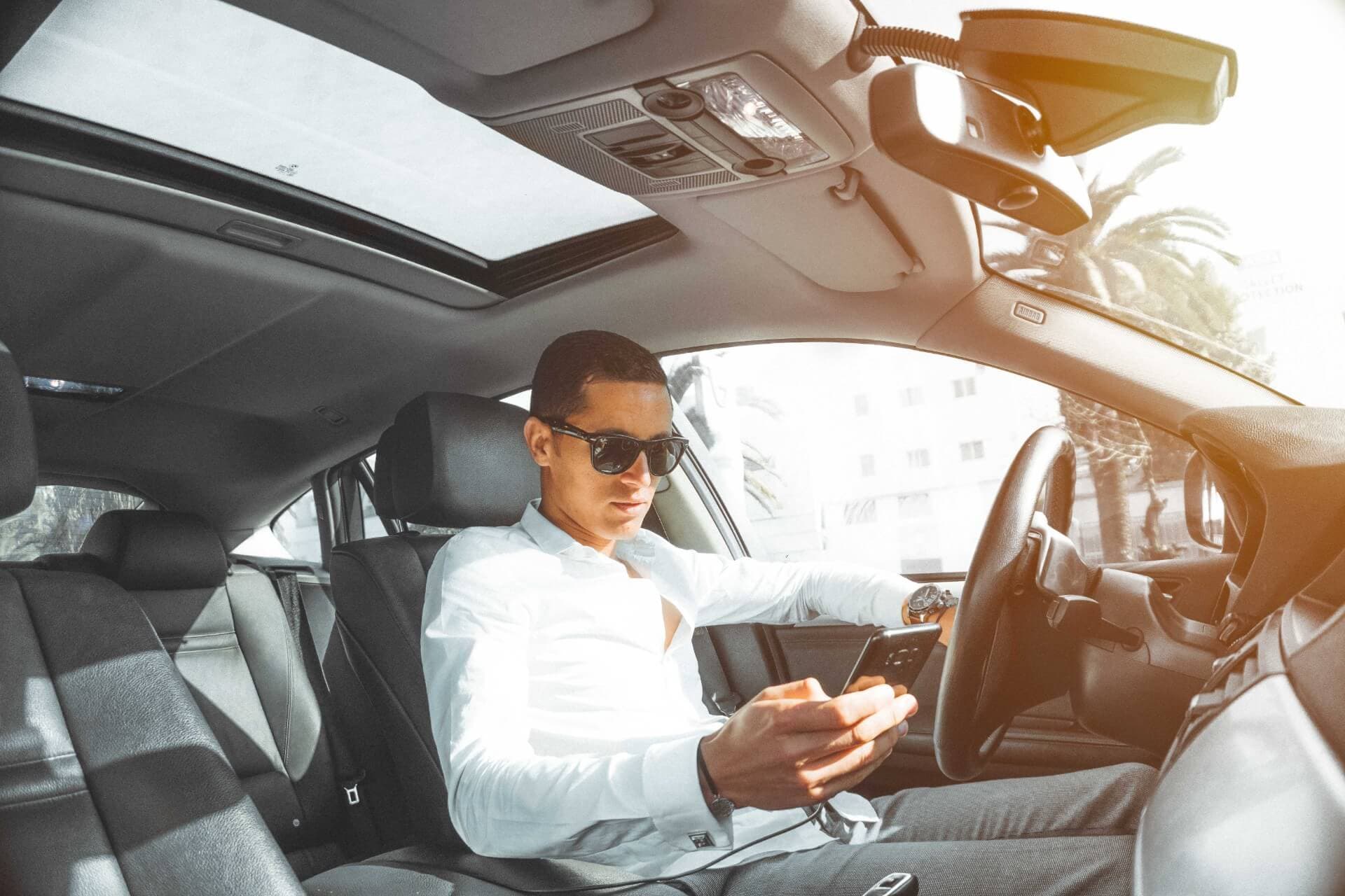 distracted-driving-804128